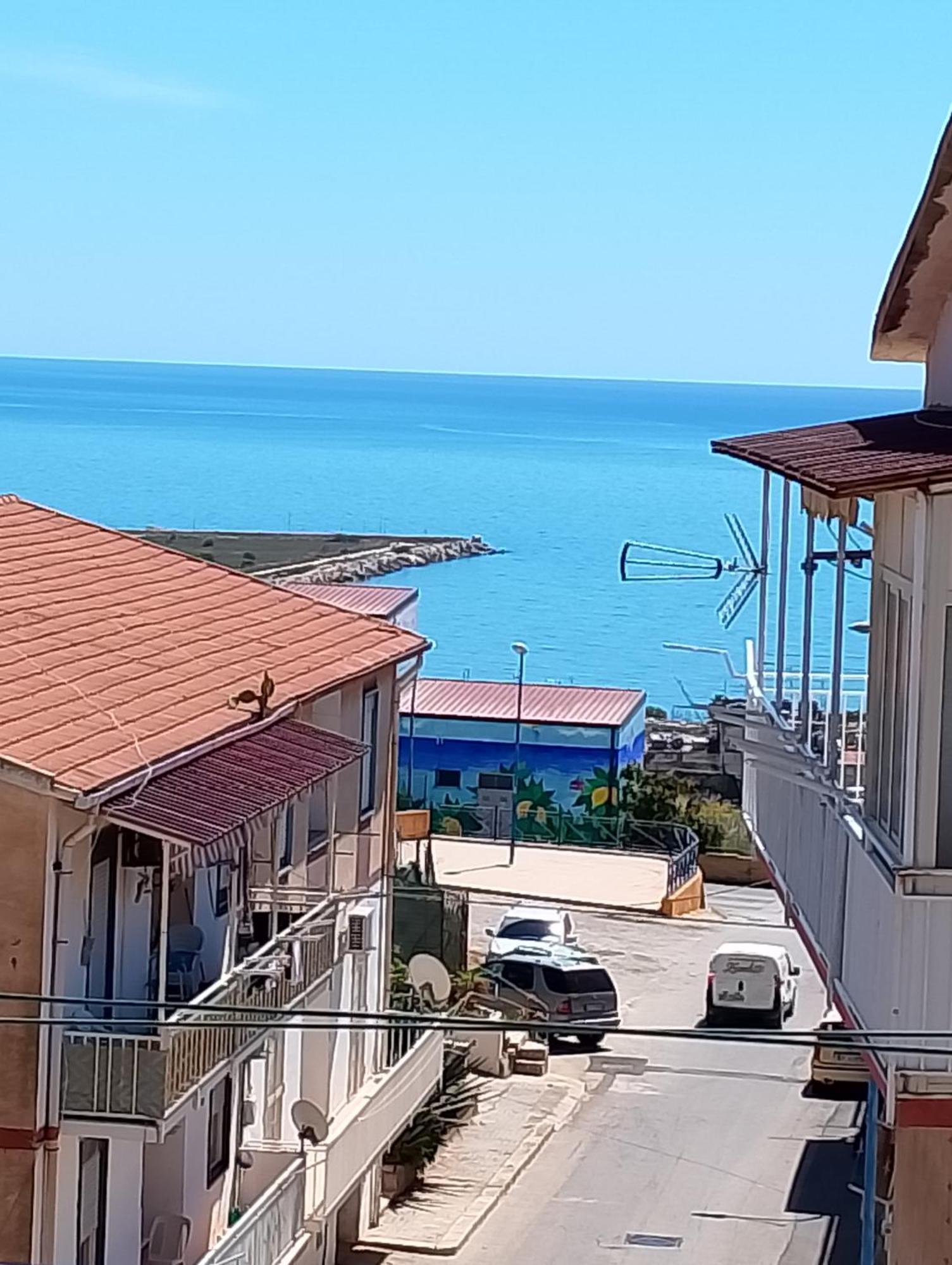 Апартаменты La Casa Del Sole Порт-Эмпедокле Экстерьер фото
